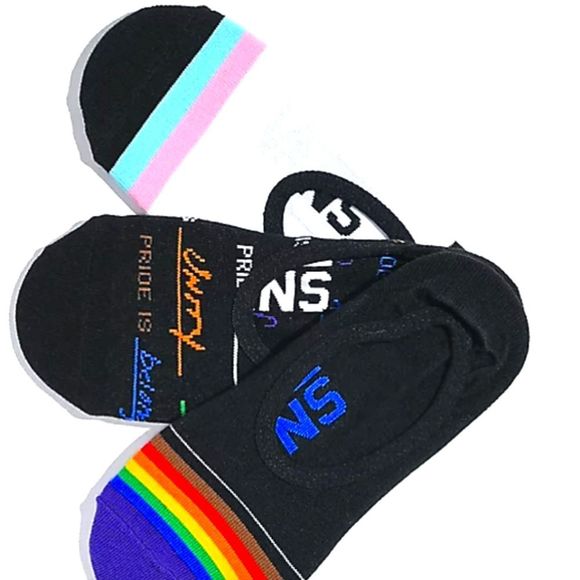 Vans Accessories - Vans Canoodle Pride 3-Pack Sock